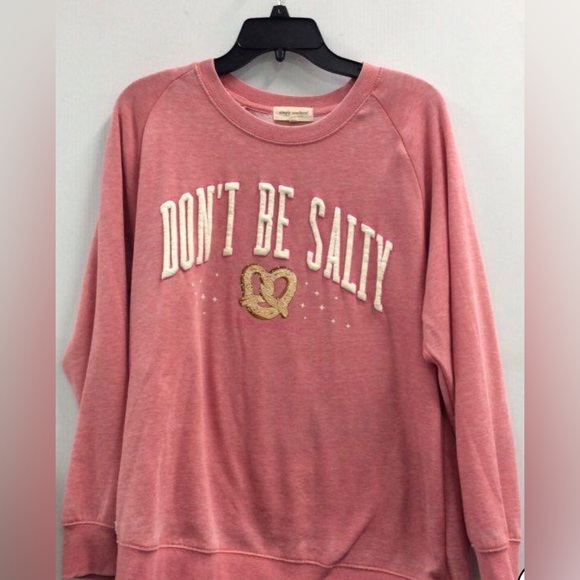 Simply Southern Women’s Pink Raised Graphic “Don’t be Salty” Sweatshirt Large - Picture 1 of 4